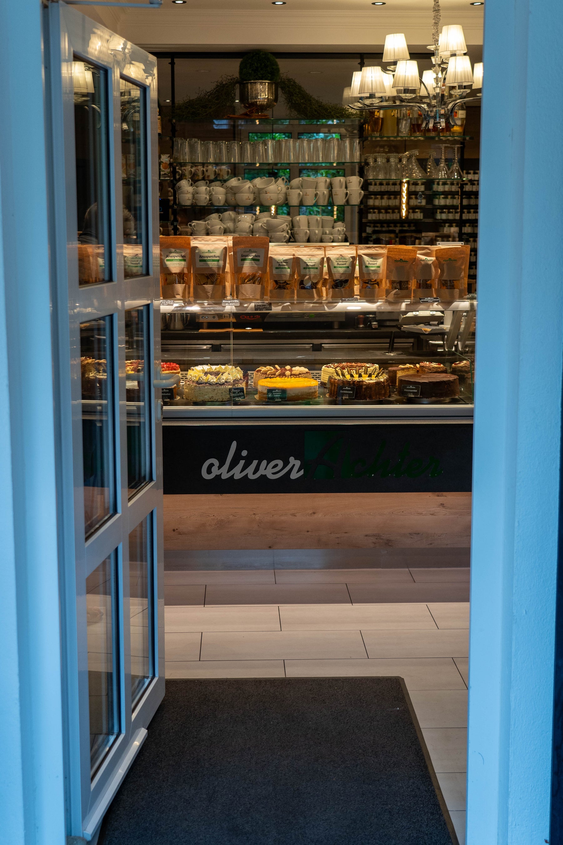 Öffnungszeiten – Café & Konfiserie Achter in Bad Birnbach